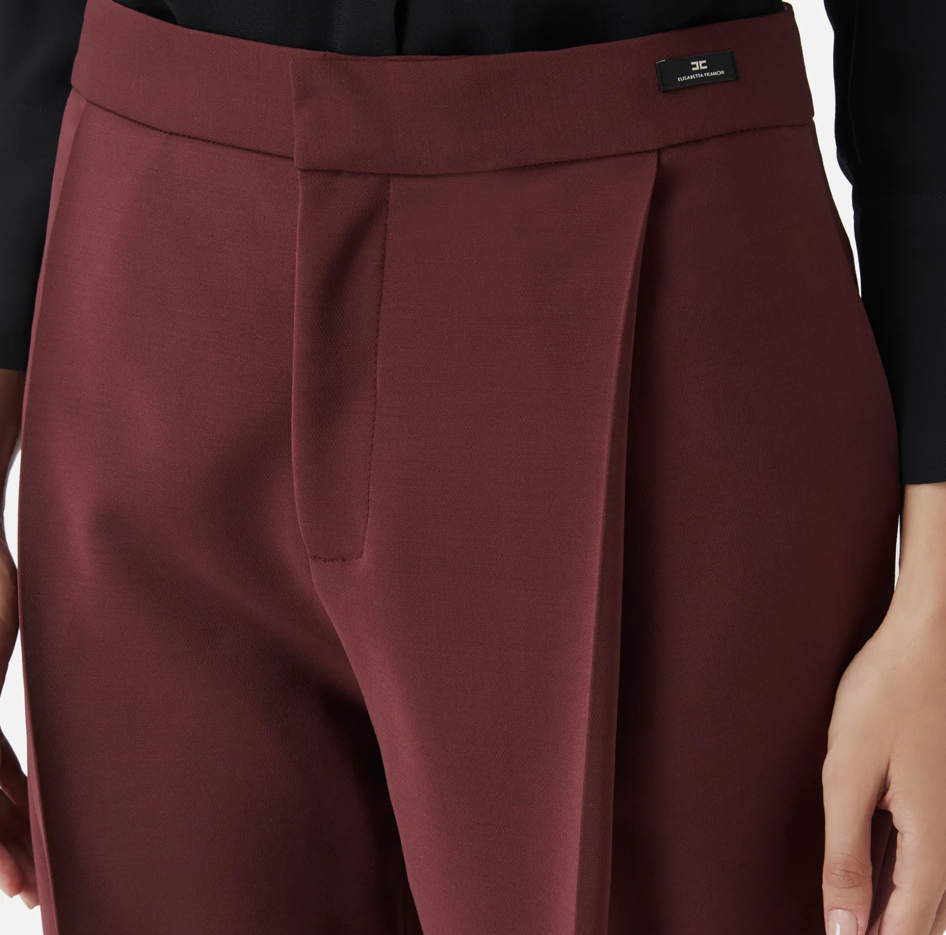 Elisabetta Franchi Trousers And Shorts | Cropped trousers in stretch cool wool with darts